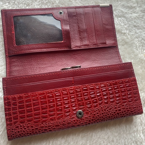 Crocodile 🐊 Wallet - Picture 6 of 10